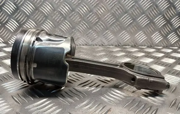 Renault Espace IV Piston with connecting rod 10653