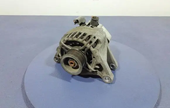 Toyota Avensis Verso Generator/alternator 270600D170