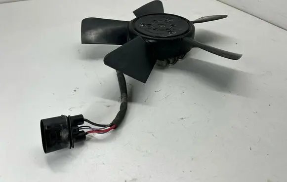 Jeep Compass Electric radiator cooling fan 3137234044 20170606 213601