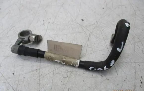 Volkswagen Golf V Positive cable (battery)