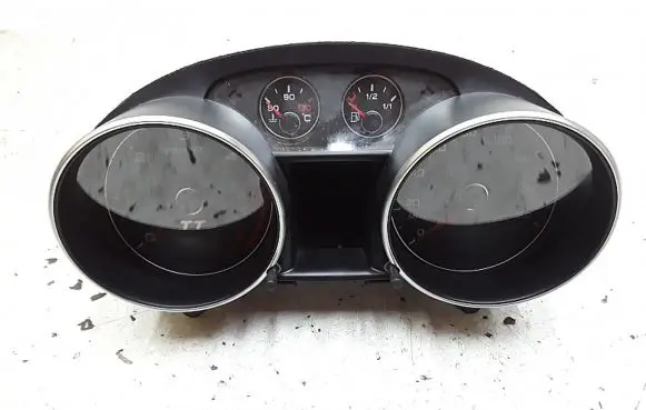 Audi TT TTS Mk2 Speedometer (instrument cluster) 8J0920980KX