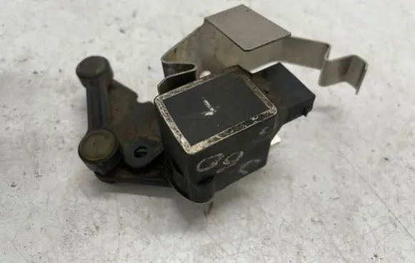 Volvo V40 Headlight/headlamp level sensor 8622446