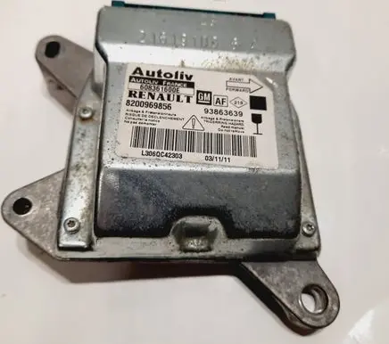 Opel Vivaro Airbag control unit/module 8200969856