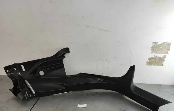 Tesla Model S Rear sill trim cover 105176914F
