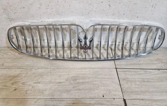 Maserati GranTurismo Front grill 85110900