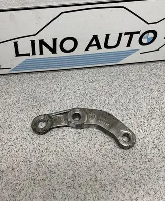 BMW 5 E39 Sway bar bush bracket, front 1091987