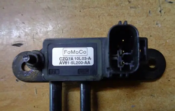 Ford Grand C-MAX Exhaust gas pressure sensor AV615L200AA