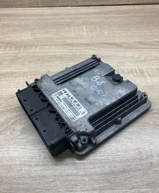 Volkswagen PASSAT B8 Engine control unit/module ECU 04L907309R 0281031066 EDC17C74