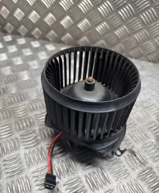BMW 2 F45 Heater fan/blower 9297752 20151116 CZ1163602035