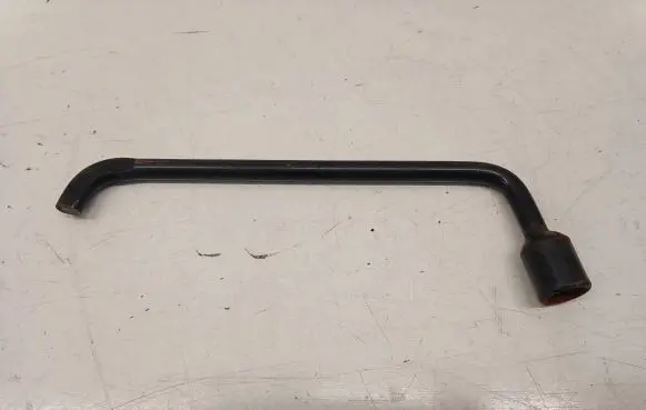 Audi A7 S7 4G Wheel nut wrench 