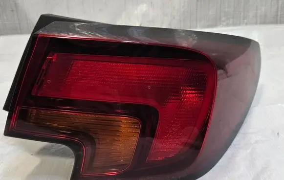 Opel Astra K Rear/tail lights 39015944
