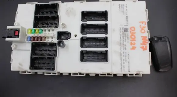 BMW 3 F30 F35 F31 Central body control module 9314237 10681810