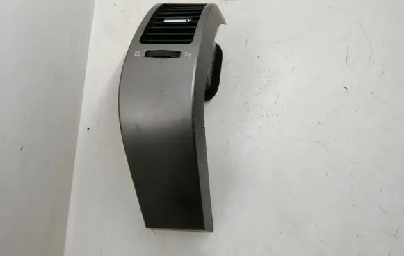 Toyota Prius (XW20) Dashboard side air vent grill/cover trim 5566047020 5506147010 5566247020