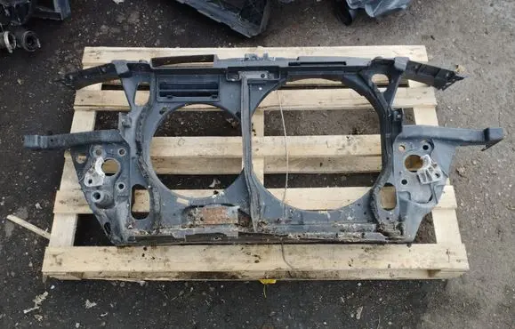 Audi A6 S6 C5 4B Radiator support slam panel 4B0010157D