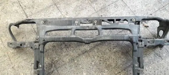Volkswagen Golf IV Radiator support slam panel 1j0805594