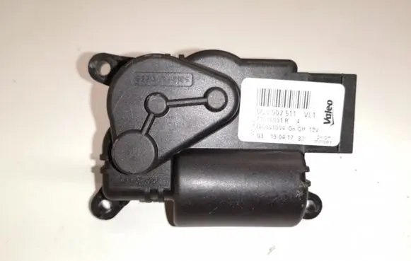 Volkswagen Golf VII Air flap motor/actuator 5Q0907511