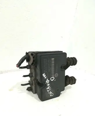 Skoda Octavia Mk2 (1Z) ABS Pump 1K0907379AF