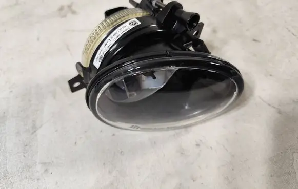 Volkswagen Amarok Front fog light 2H0941699C 1N02104 1N001125031