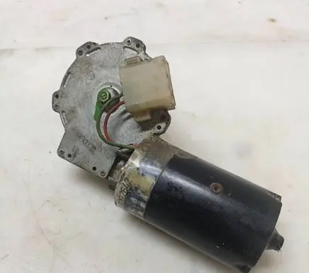 Mercedes-Benz Vito Viano W638 Wiper motor 0038202642