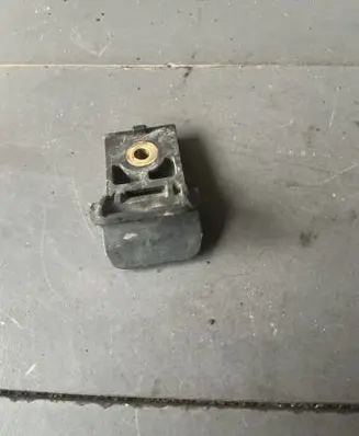 Opel Meriva B Radiator mount bracket 13262692
