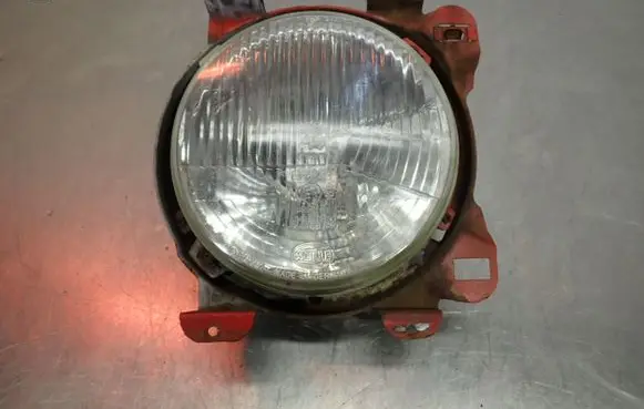 Volkswagen Transporter - Caravelle T3 Headlight/headlamp