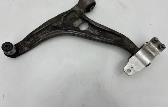 Mercedes-Benz CLA C118 X118 Front control arm A2473330300
