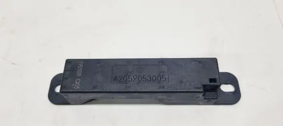 Mercedes-Benz SL R231 Keyless system antenna A2059053005