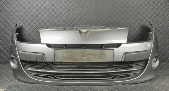 Renault Megane III Front bumper 