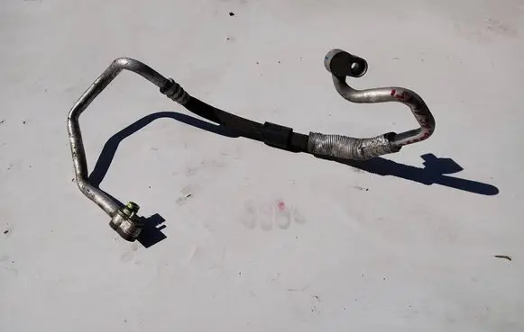 Air conditioning (A/C) pipe/hose