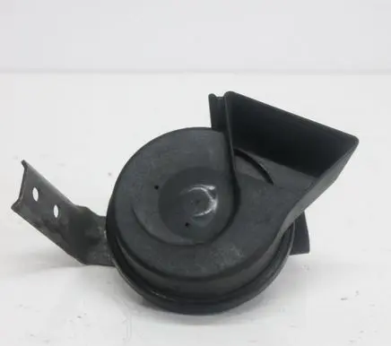 Audi A4 S4 B7 8E 8H Horn signal 8E0951223A