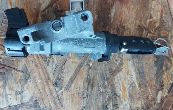 Volkswagen Transporter - Caravelle T6 Ignition lock 6R0905851F