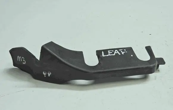Nissan Leaf I (ZE0) Fender end trim 654503NA0A LG645211100
