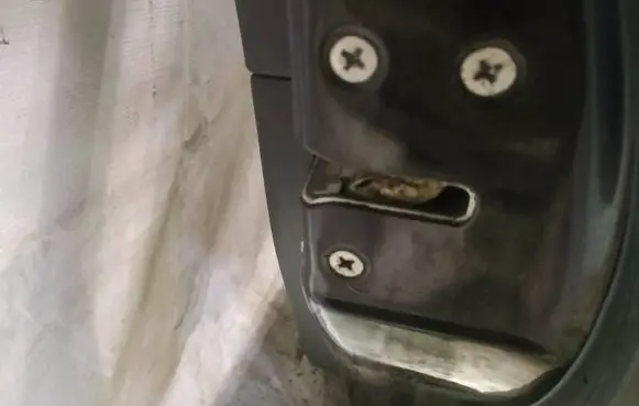 Honda Civic Rear door lock 