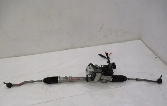 Peugeot 208 Steering rack 6820000190