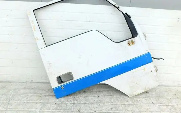 Mitsubishi Canter Door (2 Door Coupe) 191112