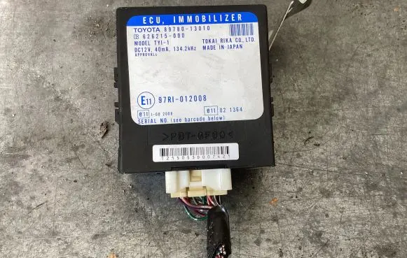 Toyota Corolla Verso E121 Immobilizer control unit/module 8978013010 97RI012008 626215000