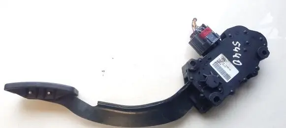 Land Rover Discovery 3 - LR3 Accelerator throttle pedal 3256105000 slc500041