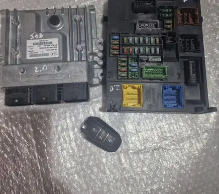 Peugeot 508 Engine ECU kit and lock set 9666912580 9677563880 28303589