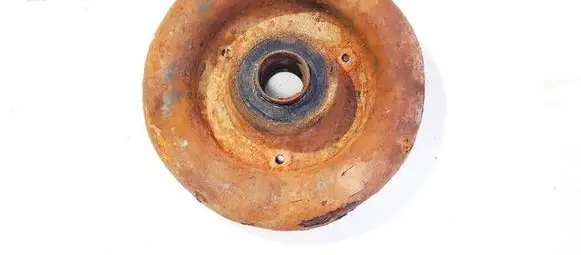 Nissan Primera Coil spring mount 