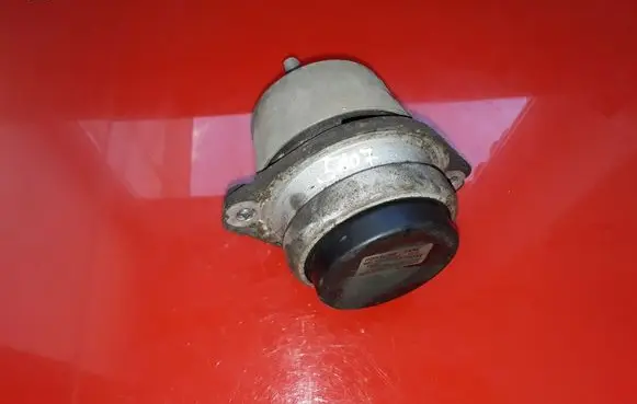 Porsche Cayenne (9PA) Engine mount bracket 94837505001 V8RE