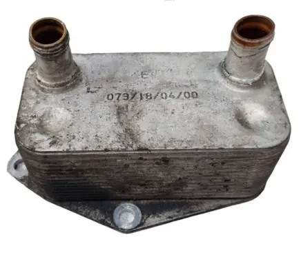 BMW 3 E46 Engine oil radiator 2247203