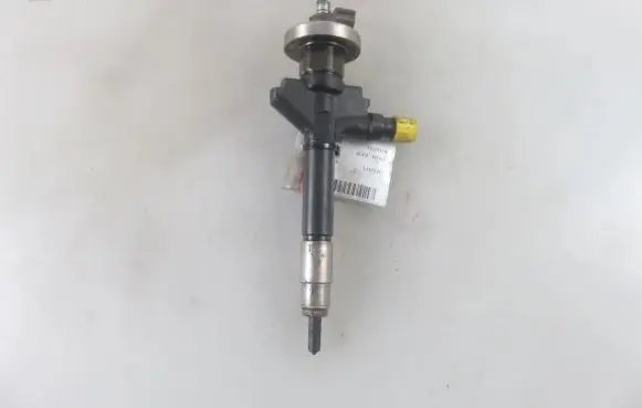 Fuel injector