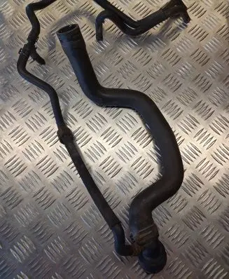 Volkswagen Golf Plus Engine coolant pipe/hose 6Q0122291E