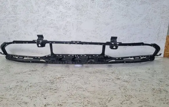 Porsche Taycan 9J1 Front bumper lower grill 9J0807683