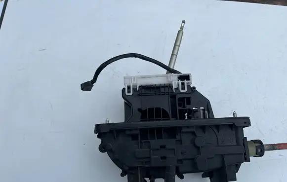 Audi A6 S6 C6 4F Gear shifter/selector 4F1713041