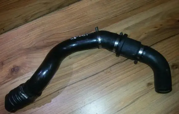 Ford Focus Intercooler hose/pipe xs4q6n650ac