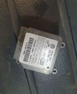Volkswagen Golf III Airbag control unit/module