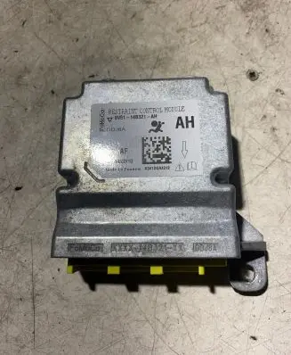 Ford Fiesta Airbag control unit/module 8V5114B321AH K04UDQA4312