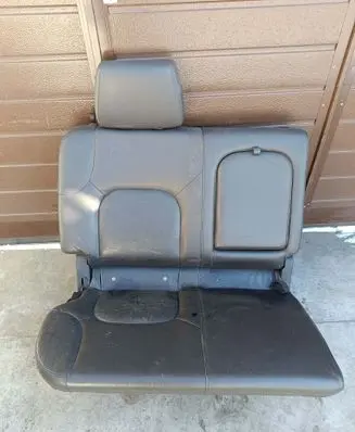 Nissan Navara D40 Rear seat 