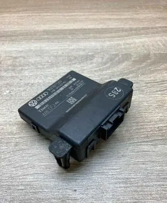 Volkswagen PASSAT B6 Gateway control module 1K0907530F 1K0907951 Used